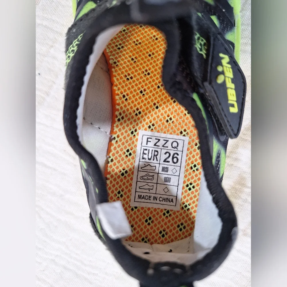 Kids Black and Green Water Shoes Size US 9.5